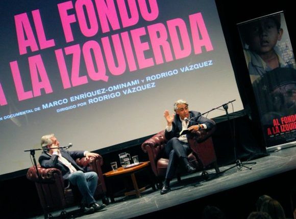 al fondo a la izquierda estreno en Chile con Alberto Fern ndez